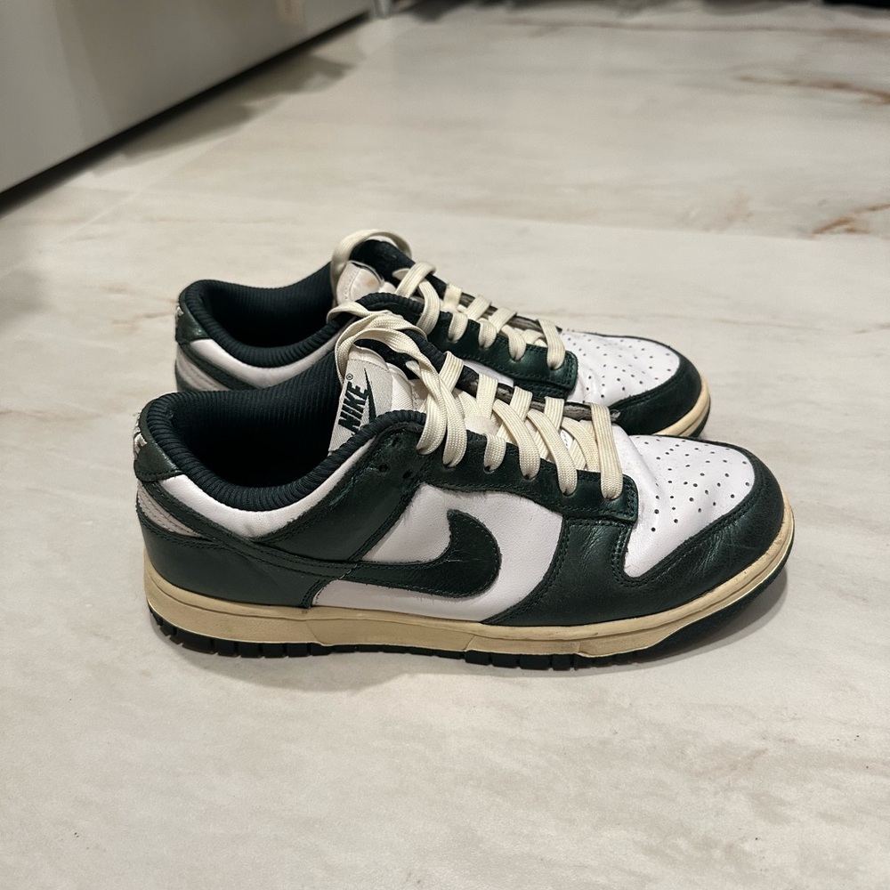 Nike Dunk Low Vintage Green Dunks